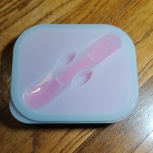 Pink Silicone Collapsible Lunch Dish with Lid & Utensil.